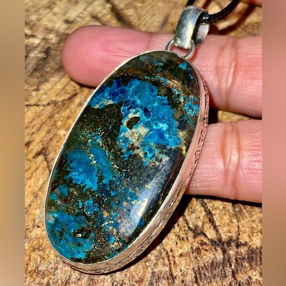 Chessylite Azurite Pendant 2 1/4” - Picture 3 of 10